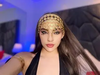 Streamate Adult Webcam of Greta_Petite