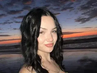 ivyXrosee from streamate