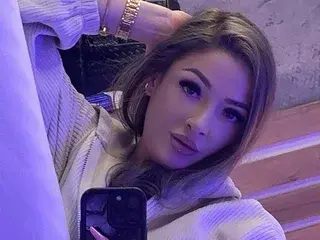 Streamate Live Sex of Izza_Bella