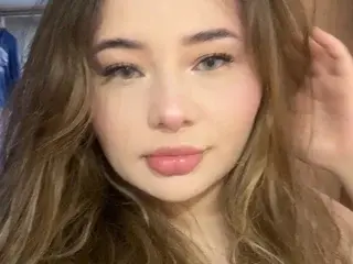 Streamate Live Sex Cam of Elisacolevanss