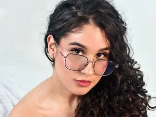 Streamate Free Porn Cam of AriaBloomm