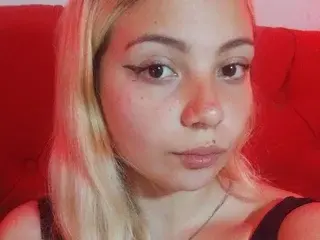Streamate Sex Chat of Harper_Fox18