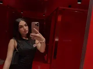 dirtyyiyannaa from streamate