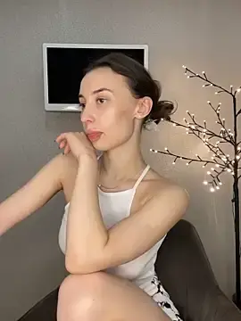 Stripchat Nude Webcam of Polli_Kiss