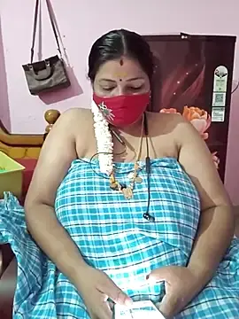 tamil_lathikaaa from stripchat