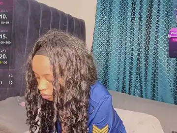 Stripchat Live Sex Cam of Pretty_Ebony_Doll