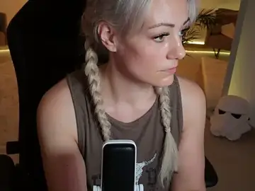 Stripchat Free Porn Cam of TessaWayne