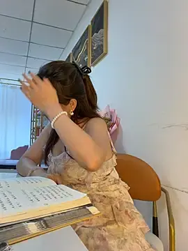 Stripchat Best Webcam of Xiaoxiao-y