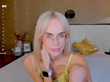 Stripchat Best live sex cam show of bellatip