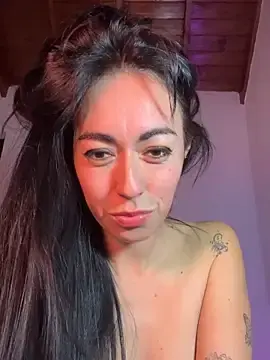 BrattyYani from stripchat