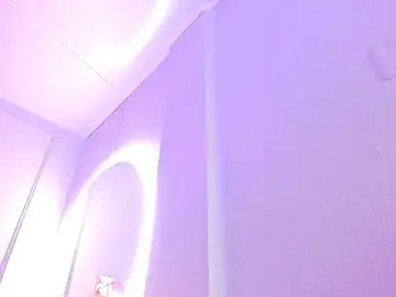 bigboobsnaughty1 from stripchat