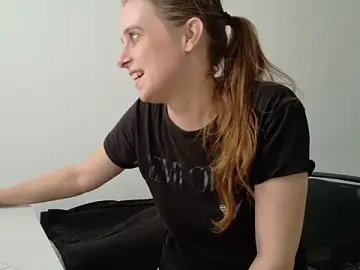 Stripchat Sex Cam of Chantalee