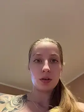 Stripchat Live Sex Cam of Mrs_Mr_007