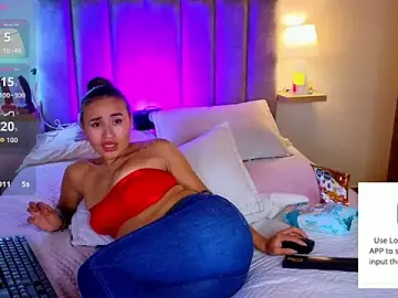 Victoria_Hils from stripchat