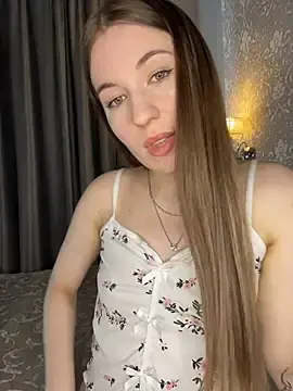 Stripchat Best Webcam of MargoXoki