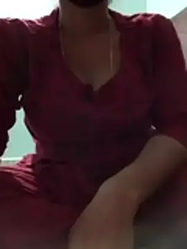 Stripchat Live Sex Cam of Laddupilla-telugu