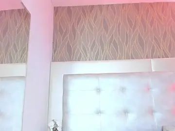 Stripchat Watch Live Sex Cams of NaomiWhite_