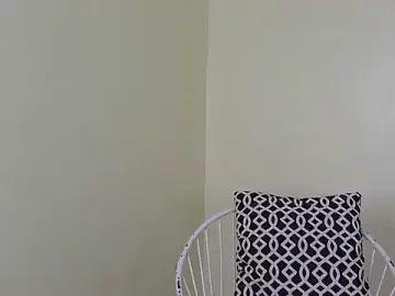 sly_silk from stripchat