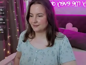 Stripchat Live Porn of FeralPeach