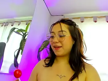 Stripchat Live Sex Cam of Laury_ro6