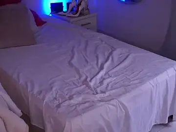 Stripchat Adult Webcam of Alondrasparrow2
