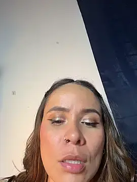 Stripchat Watch Live Sex Cams of HotAlana_