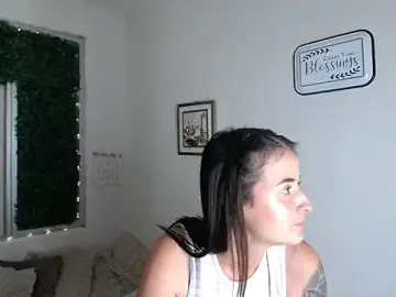 Stripchat Sex Chat of Emma_sweet_hot