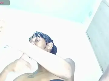 avaleri_cherry from stripchat