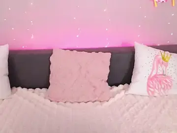 Stripchat Watch Live Sex Cams of Evarey_