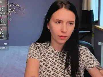 Stripchat Live Porn of KarolinaBlacks