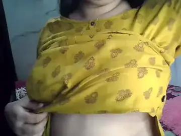 Nayra7 from stripchat