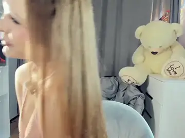 Stripchat Free Live Porn of BelleDream