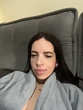 Stripchat Sex Cam of Larinhap