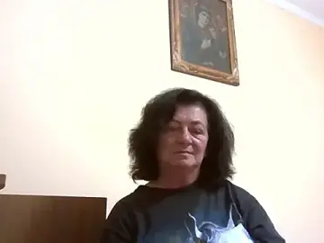 GypsiQueen2 from stripchat