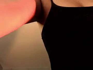 Stripchat Best live sex cam show of artemisa_ch1