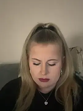 Stripchat Sex Cam of taylor-b