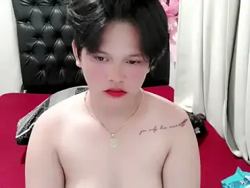 Stripchat Nude Webcam of chennybbgirl
