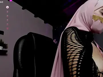 Stripchat Best Webcam of zaina_01