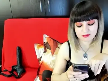 DaisyMun from stripchat