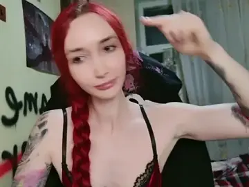 Stripchat Sex Cam of Roxy_Silver