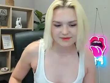 SweetLilyxo from stripchat