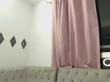 Stripchat Watch Live Sex Cams of Alyssaparker_05