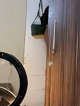 Stripchat Adult Webcam of Kitttooo