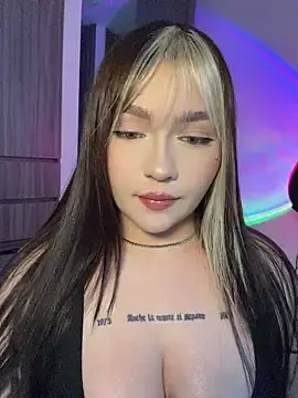 Stripchat Free Porn Cam of Daniela_ruizz