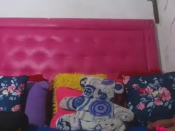 Stripchat Free Live Porn of LoloQueen5