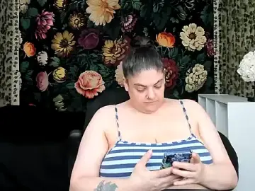 Stripchat Free Porn Cam of Exxxotic_Melons