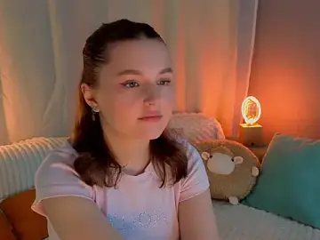LorriMonz from stripchat