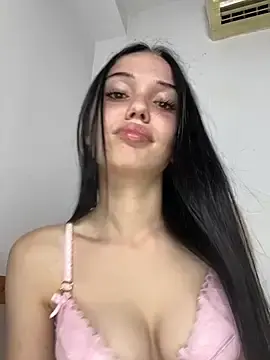 Stripchat Adult Webcam of icedrosemarye