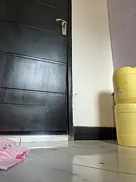 Stripchat Free Porn Cam of TheaWren