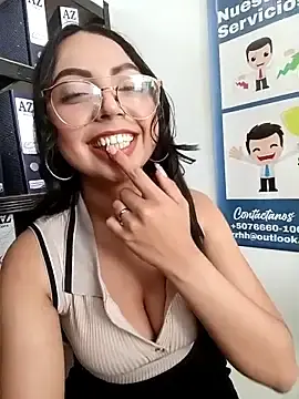 Stripchat Nude Webcam of JENNIFER__03